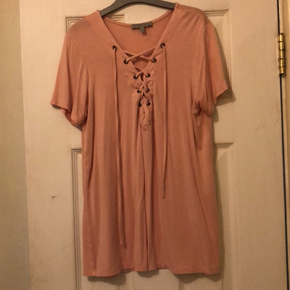 5/20 charlotte russe light pink lace front top